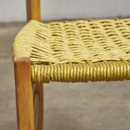 Dans le goût d'Otto Gerdau, paire de chaises aux assises tressées. Italie, vers 1970