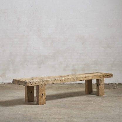 Table basse primitive bois banc