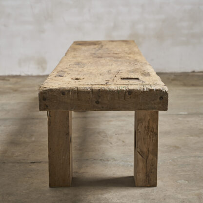 Table basse primitive bois banc