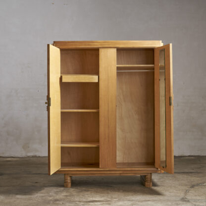 Armoire de chambre